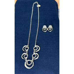Liz Claiborne Silver Tone‎ Chunky Chain Link Necklace 18"+ Pierced Earrings Set